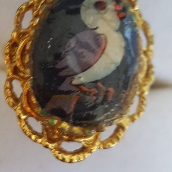 Vintage Costume Ring - Picture 2 of 4